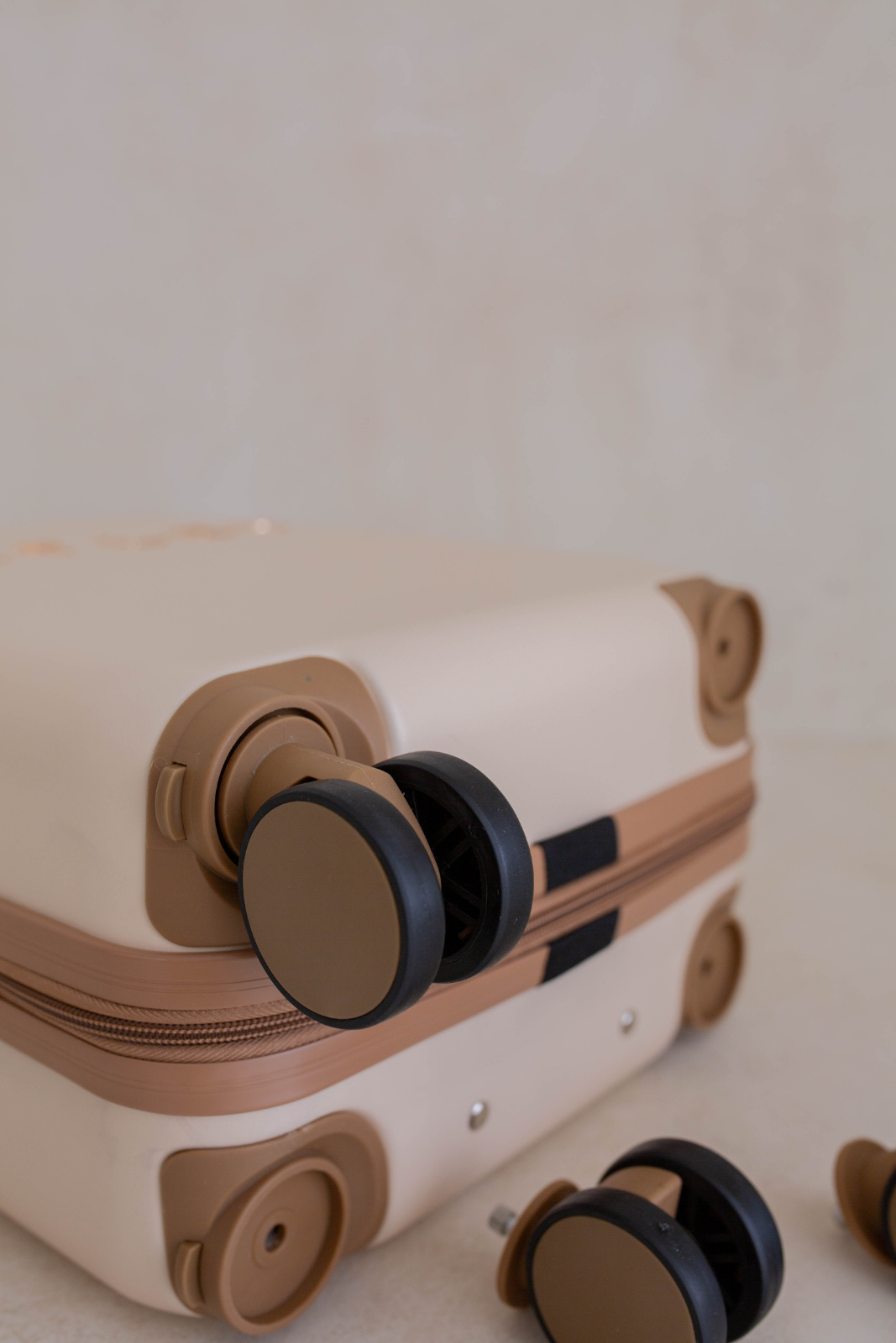 CARRY-ON MINI | SANDY WHITE